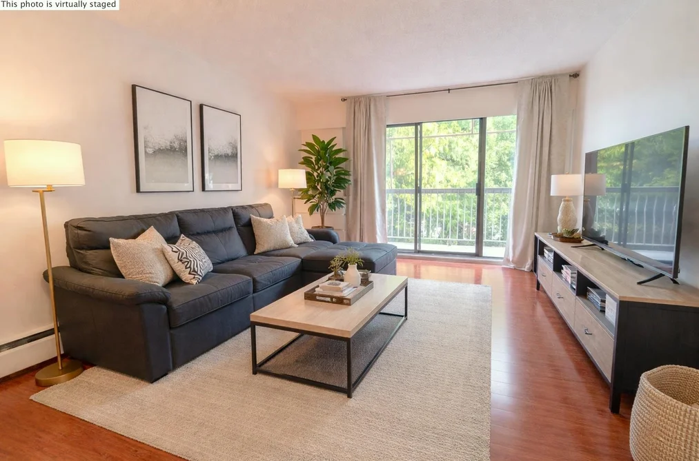 Condo for sale at 308 7428 19th Avenue Burnaby British Columbia - MLS: R3104709