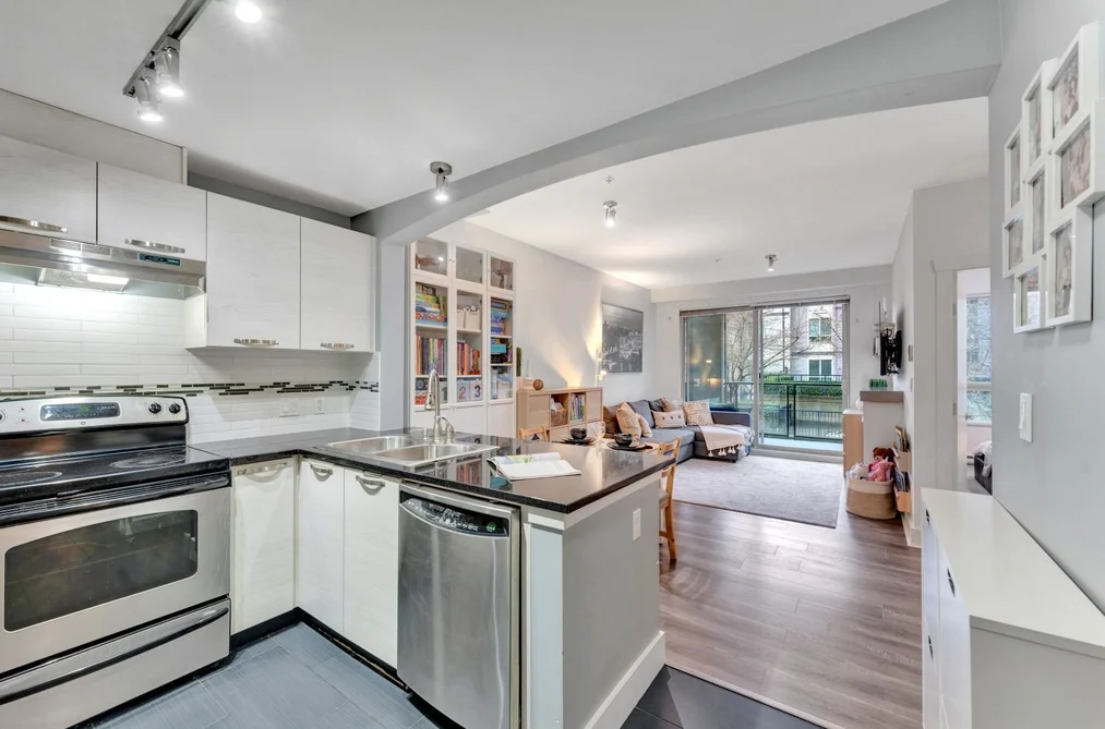 308 7478 BYRNEPARK WALK, Burnaby BC V3N 0B5, Burnaby BC — Residential for Sale - Photo 3