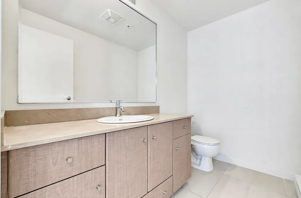 308 SMITHE STREET, Vancouver BC V6B 1S3, Vancouver BC — Residential for Sale — Photo 15 of 39