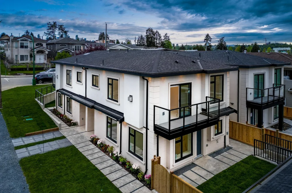 Half Duplex for sale at 3087 Royal Oak Avenue Burnaby British Columbia - MLS: R3168565