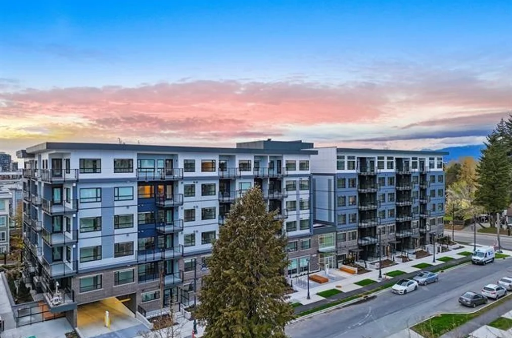 Condo for sale at 309 10777 138 Street Surrey British Columbia - MLS: R3111573