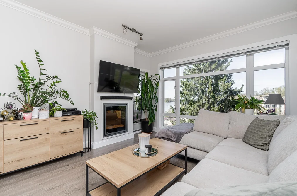 Condo for sale at 309 11566 224 Street Maple Ridge British Columbia - MLS: R3114015
