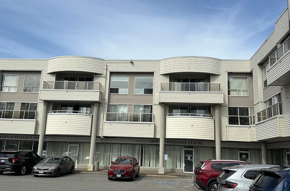 Condo for sale at 309 13771 72a Avenue Surrey British Columbia - MLS: R3165161