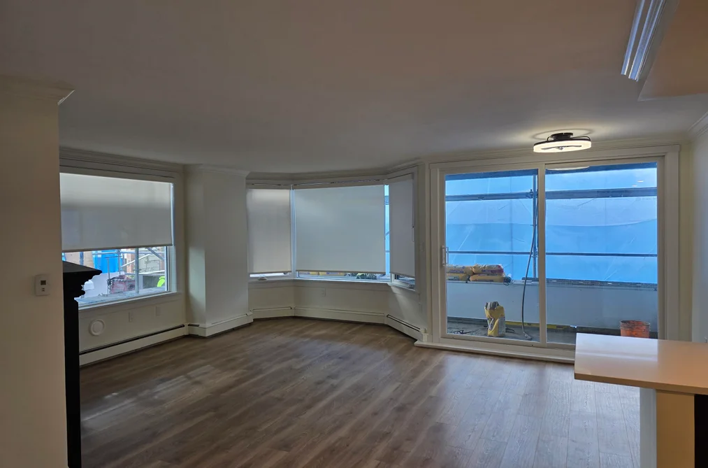 Condo for sale at 309 15111 Russell Avenue White Rock British Columbia - MLS: R3159882