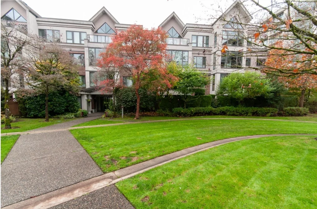 Condo for sale at 309 175 E 10th Street North Vancouver British Columbia - MLS: R3070748