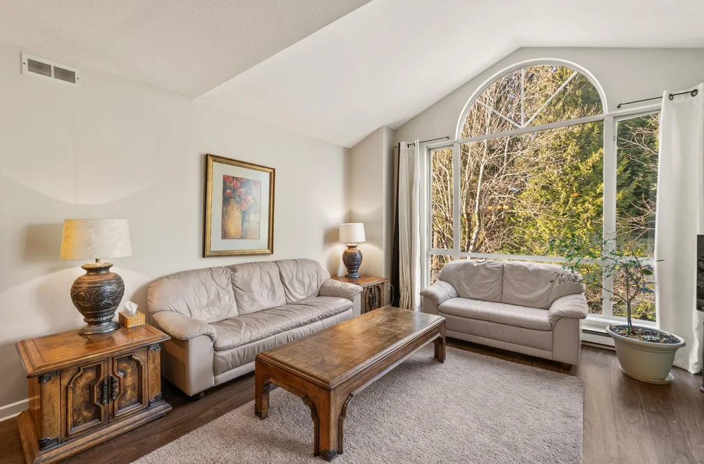 Condo for sale at 309 19142 122 Avenue Pitt Meadows British Columbia - MLS: R3102541