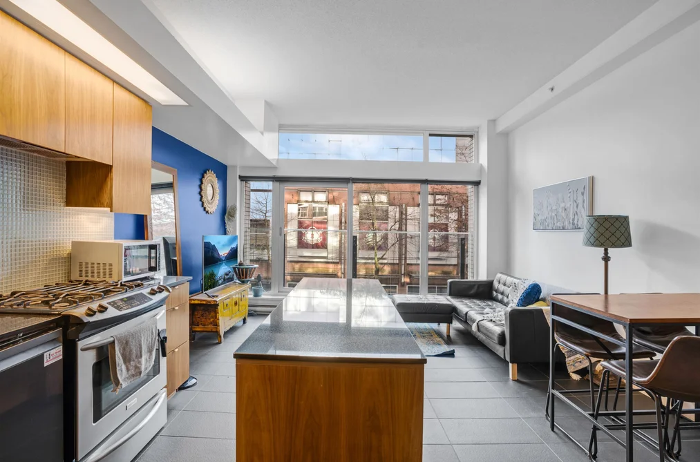 309 33 W PENDER STREET, Vancouver BC V6B 0E5, Vancouver BC — Residential for Sale - Photo 3