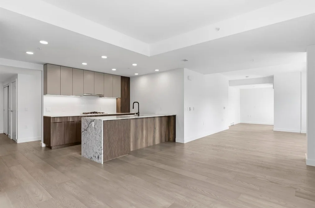 Condo for sale at 309 3590 W 39th Avenue Vancouver British Columbia - MLS: R3103723