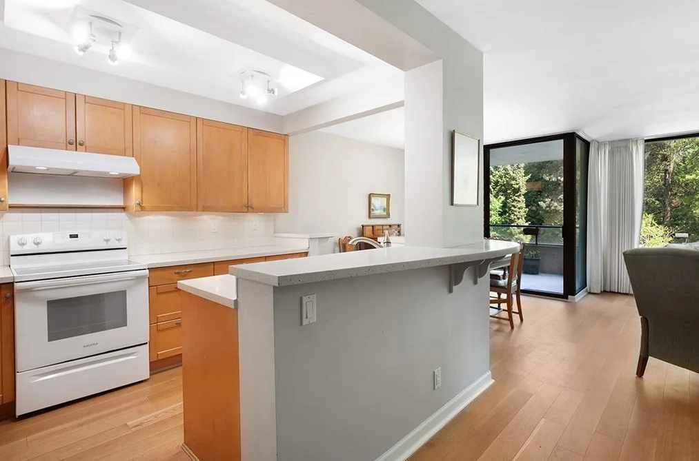 309 4101 YEW STREET, Vancouver BC V6L 3B7, Vancouver BC — Residential for Sale - Photo 2