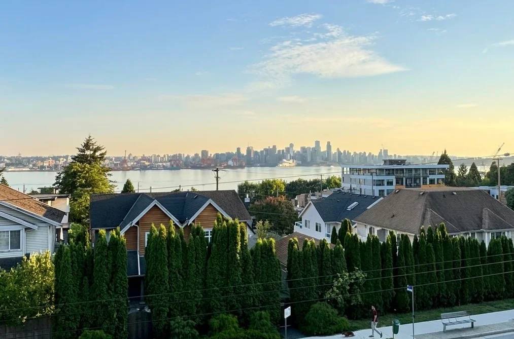 Condo for sale at 309 422 E 3rd Street North Vancouver British Columbia - MLS: R3144916