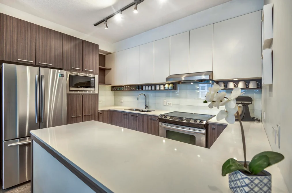 309 545 FOSTER AVENUE, Coquitlam BC V3J 0B3, Coquitlam BC — Residential for Sale - Photo 2