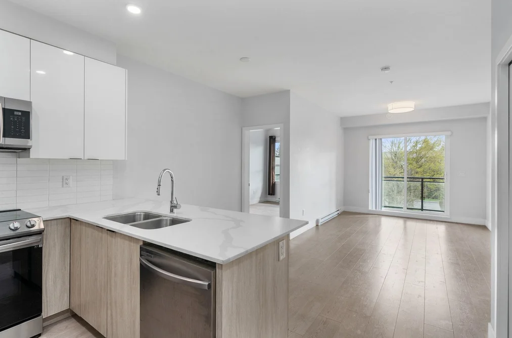 309 5486 199A STREET, Langley BC V3A 0N6, Langley BC — Residential for Sale - Photo 2
