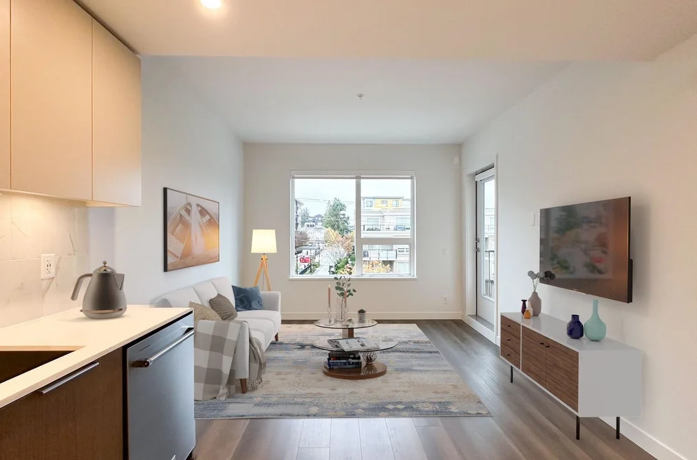 Condo for sale at 309 645 Como Lake Avenue Coquitlam British Columbia - MLS: R3113681