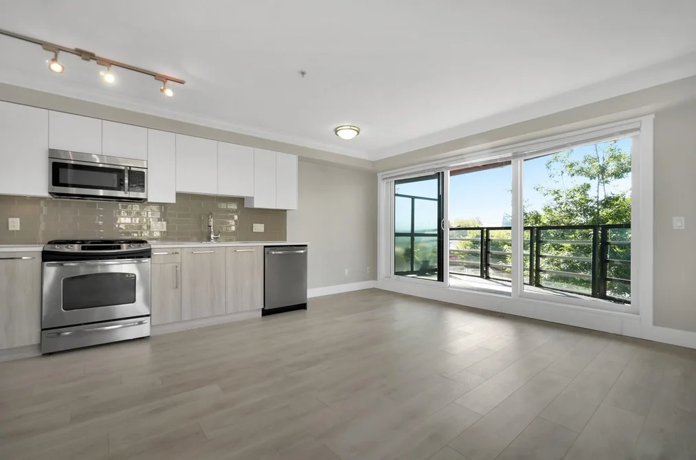 Condo for sale at 309 857 W 15th Street North Vancouver British Columbia - MLS: R3062002
