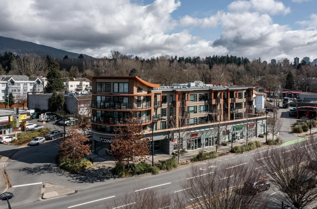 309 857 W 15TH STREET, North Vancouver BC V7P 1M5, North Vancouver BC — Residential for Sale - Photo 3