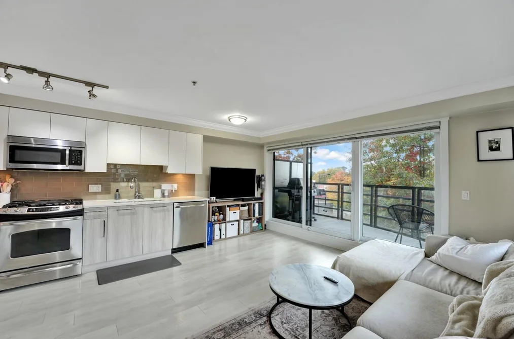 309 857 W 15TH STREET, North Vancouver BC V7P 1M5, North Vancouver BC — Residential for Sale - Photo 5