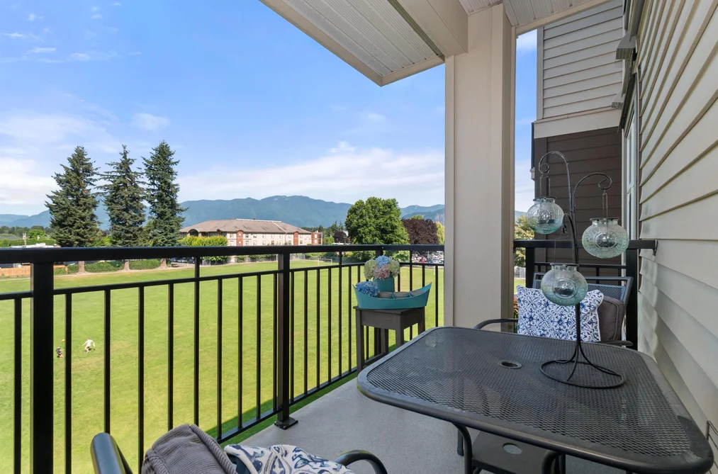 Condo for sale at 309 8955 Edward Street Chilliwack British Columbia - MLS: R3146268