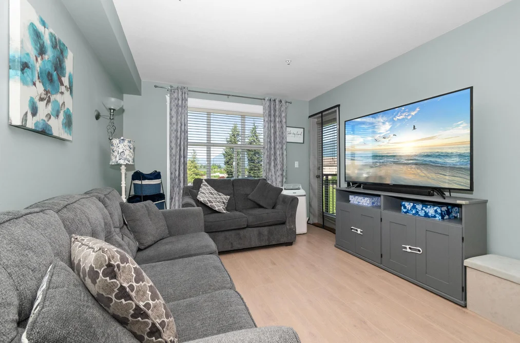 Condo for sale at 309 8955 Edward Street Chilliwack British Columbia - MLS: R3146268