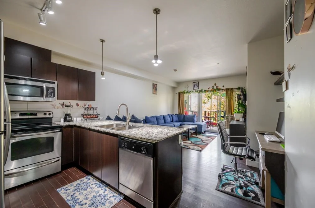 309 9655 KING GEORGE BOULEVARD, Surrey BC V3T 0C7, Surrey BC — Residential for Sale - Photo 4