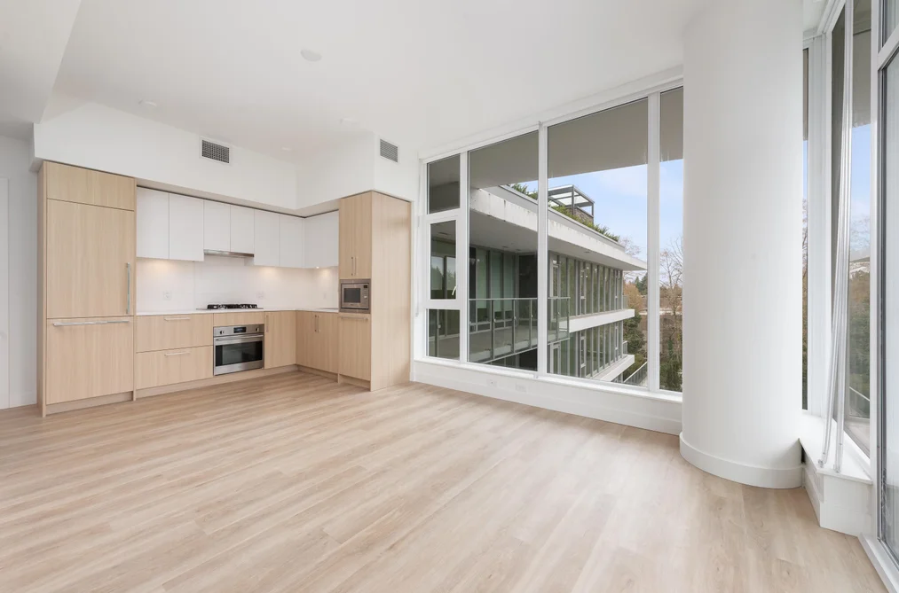 Condo for sale at 309 9675 King George Boulevard Surrey British Columbia - MLS: R3128778