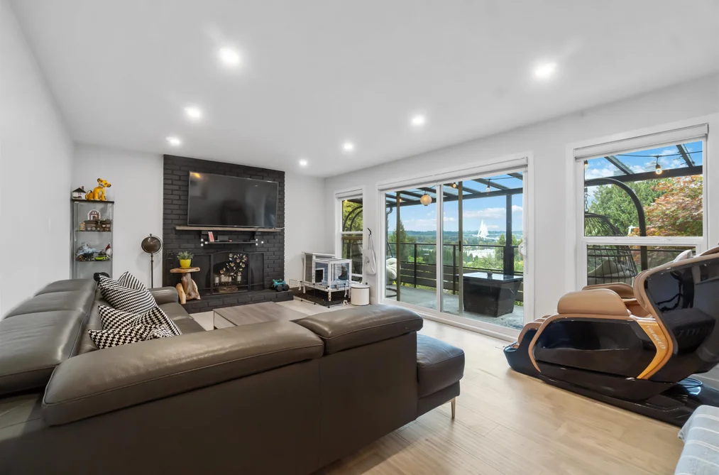 309 GLOUCESTER COURT, Coquitlam BC V3K 5S6, Coquitlam BC — Residential for Sale - Photo 5