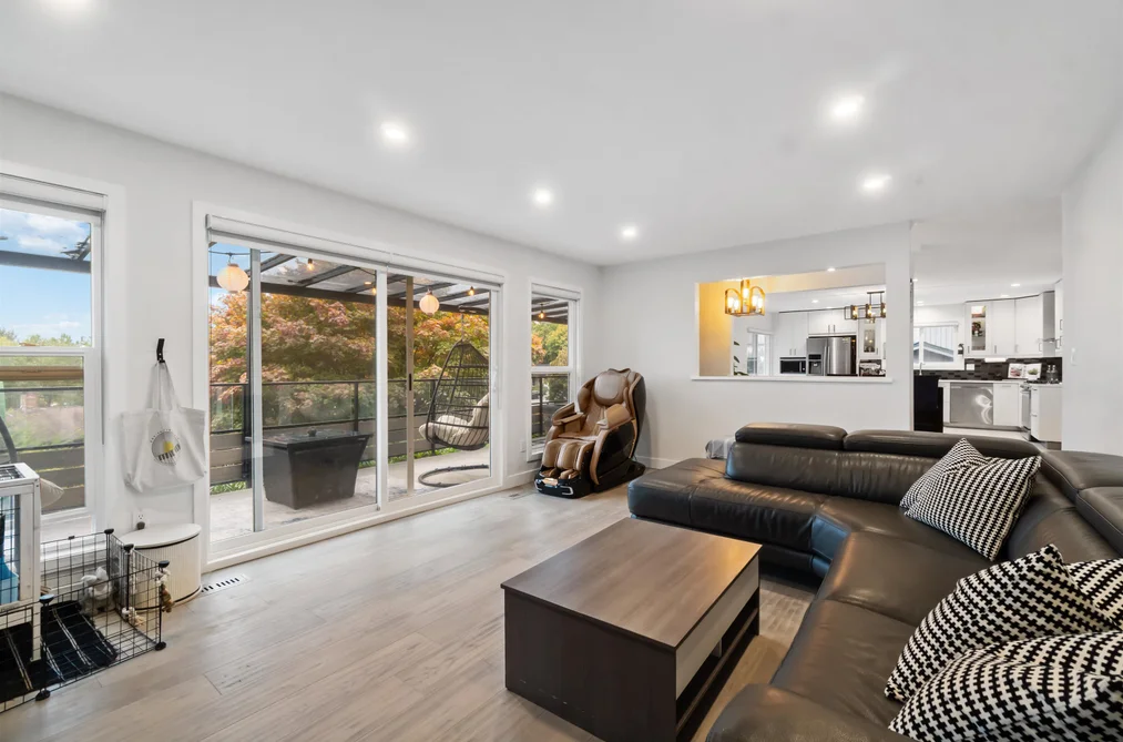 309 GLOUCESTER COURT, Coquitlam BC V3K 5S6, Coquitlam BC — Residential for Sale - Photo 6