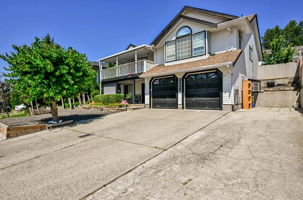 House for sale at 30921 Sandpiper Drive Abbotsford British Columbia - MLS: R3146398
