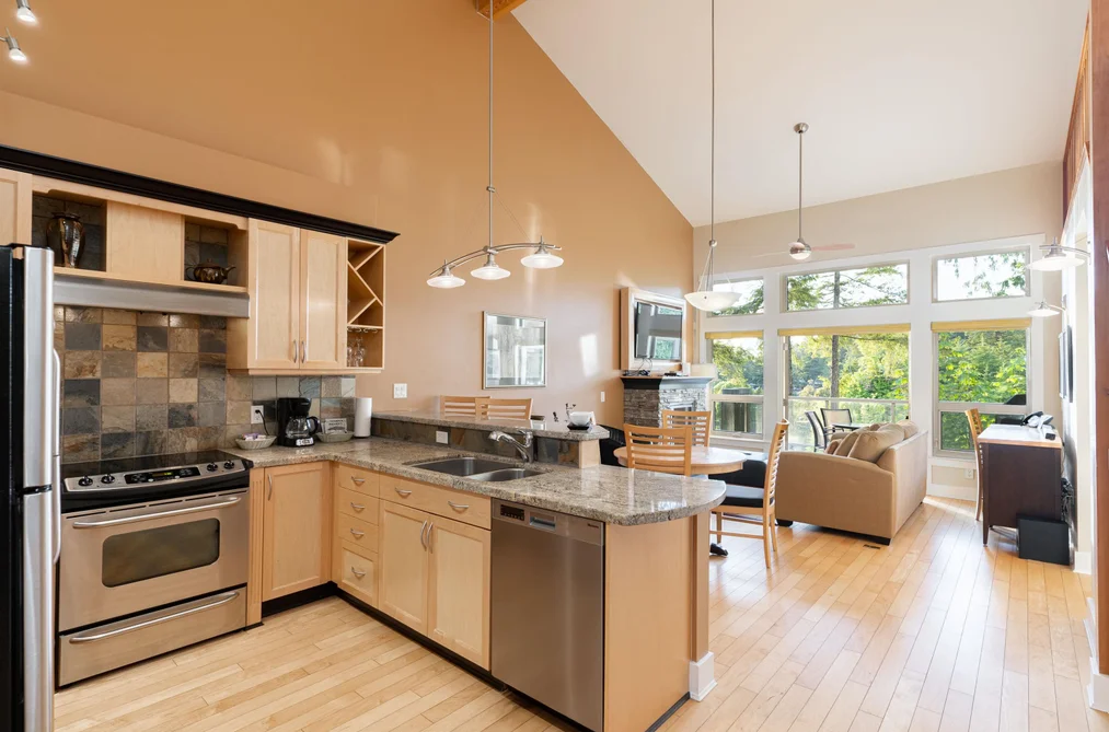 30B 12849 LAGOON ROAD, Madeira Park BC V0N 2H0, Madeira Park BC — Residential for Sale - Photo 5