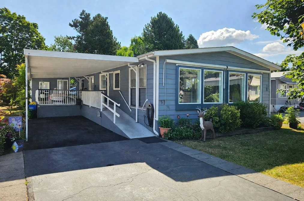 Manufactured Home for sale at 31 145 King Edward Street Coquitlam British Columbia - MLS: R3105245