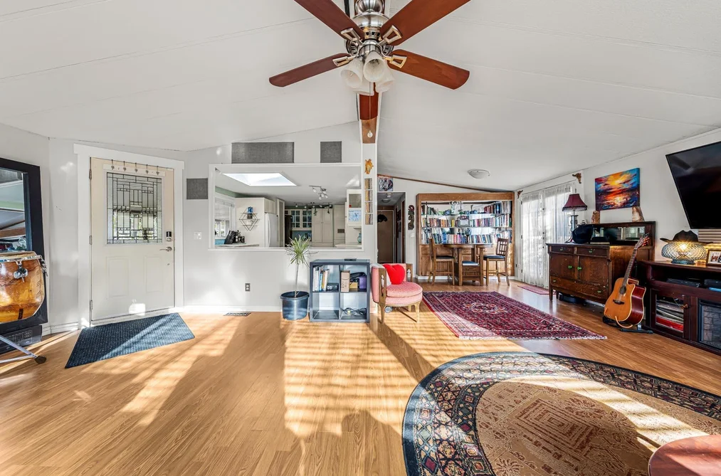 31 145 KING EDWARD STREET, Coquitlam BC V3K 6L2, Coquitlam BC — Residential for Sale - Photo 7