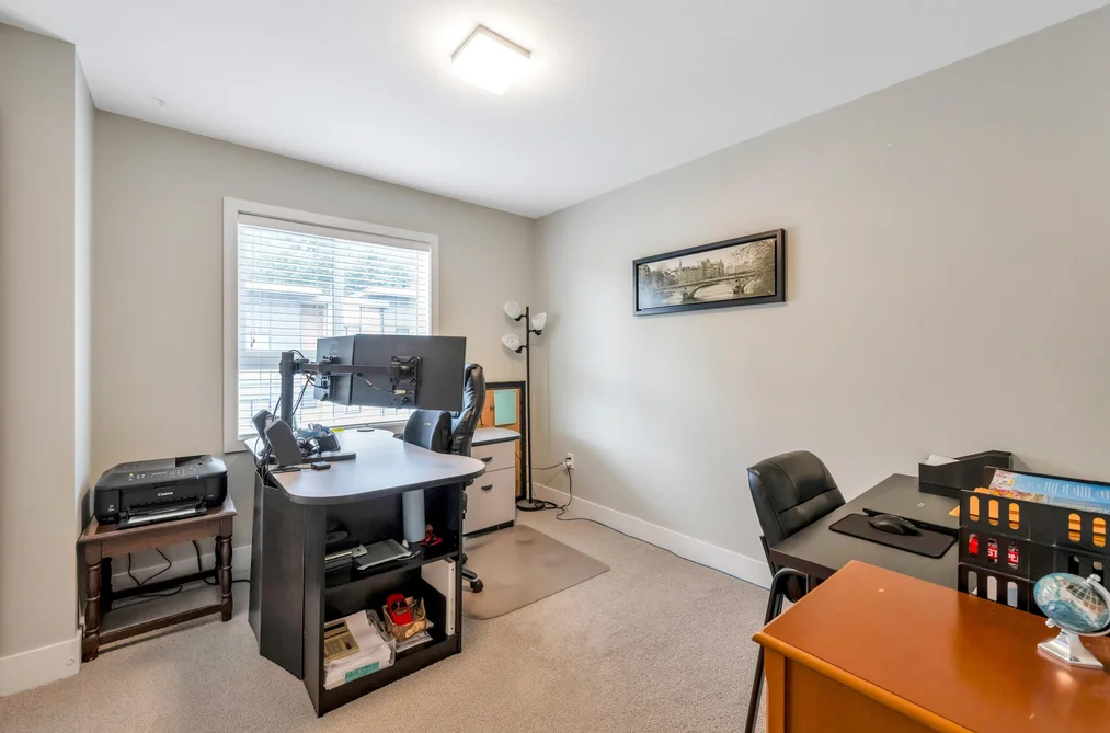 31 1938 N PARRALLEL ROAD, Abbotsford BC V3G 0H1, Abbotsford BC — Residential for Sale — Photo 19 of 34