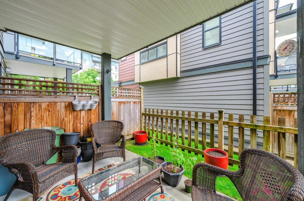 31 1938 N PARRALLEL ROAD, Abbotsford BC V3G 0H1, Abbotsford BC — Residential for Sale — Photo 26 of 34