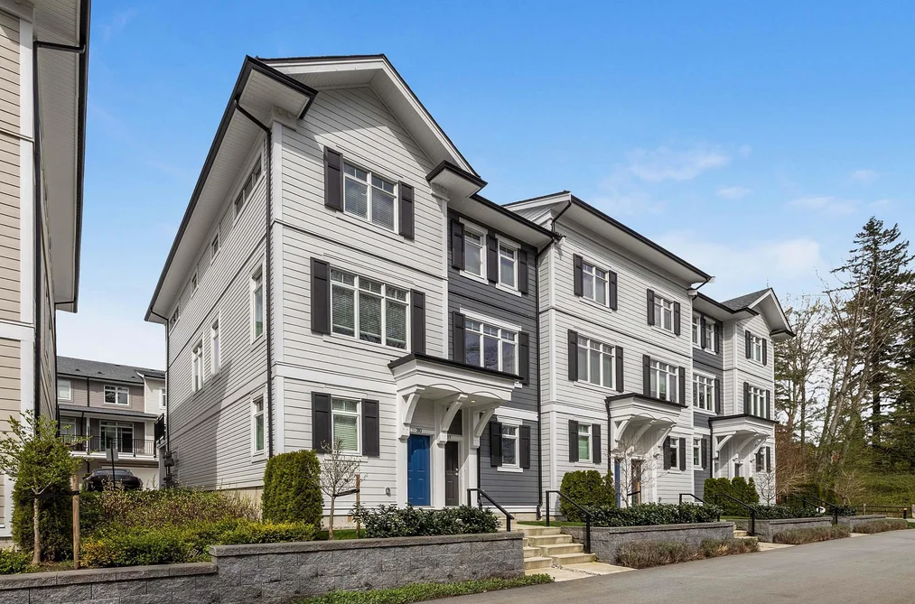 Townhouse for sale at 31 2070 Oak Meadows Drive Surrey British Columbia - MLS: R3154049