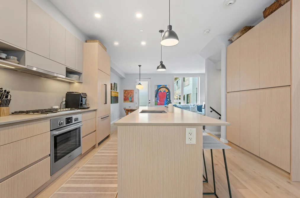 31 528 E 2ND STREET, North Vancouver BC V7L 0G8, North Vancouver BC — Residential for Sale - Photo 7