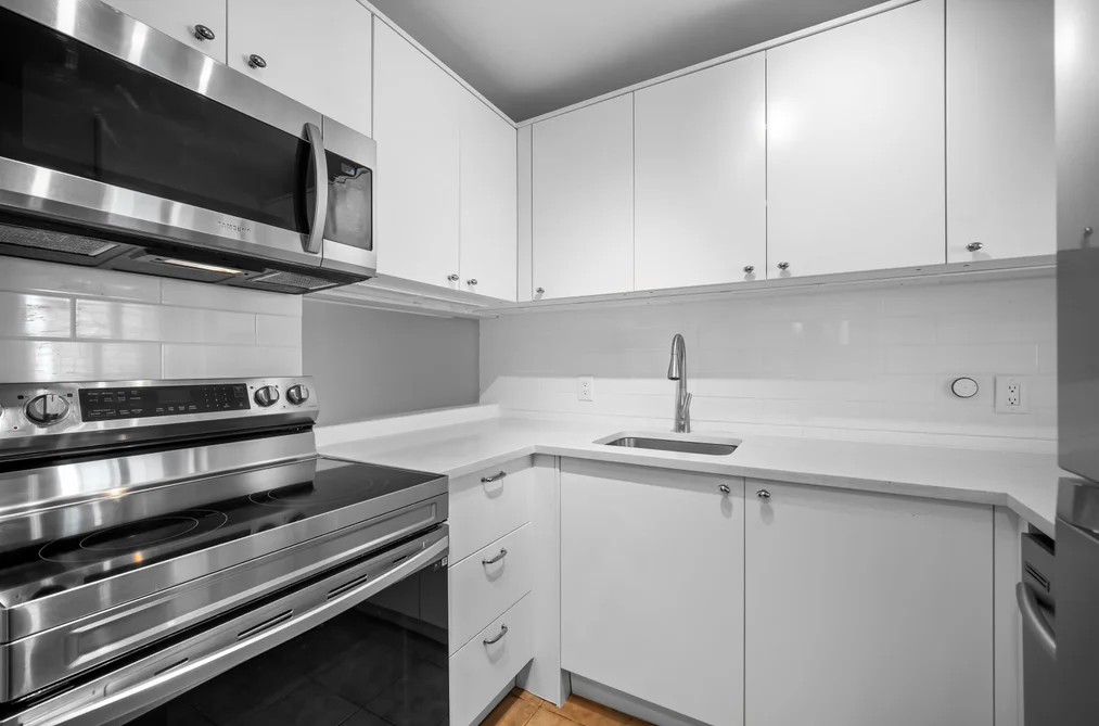 310 1080 BROUGHTON STREET, Vancouver BC V6G 2A8, Vancouver BC — Residential for Sale - Photo 2