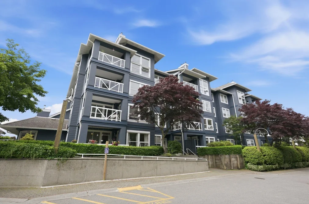 Condo for sale at 310 12911 Railway Avenue Richmond British Columbia - MLS: R3136922