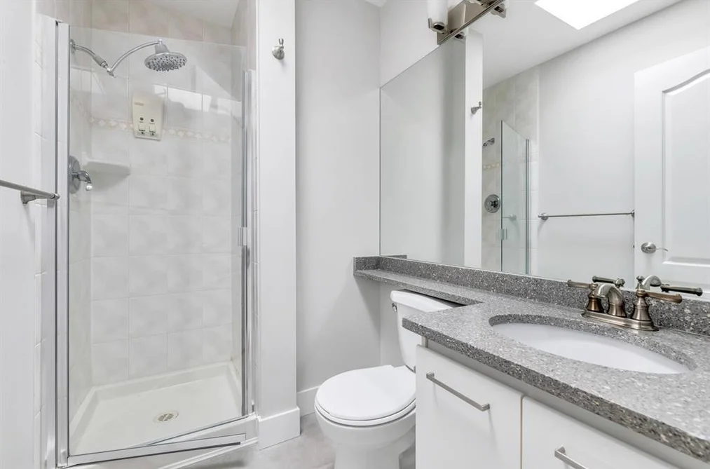310 14965 MARINE DRIVE, White Rock BC V4B 1C3, White Rock BC — Residential for Sale - Photo 4