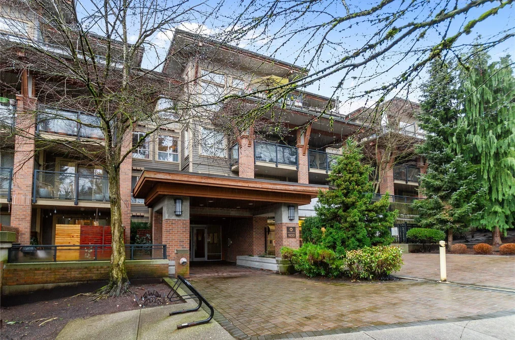 Condo for sale at 310 1633 Mackay Avenue North Vancouver British Columbia - MLS: R3087582
