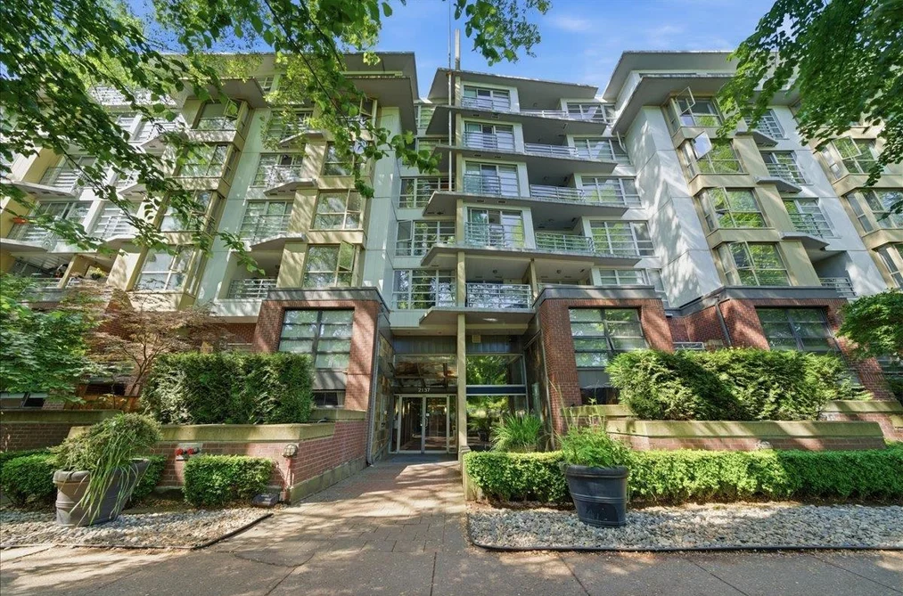 Condo for sale at 310 2137 W 10th Avenue Vancouver British Columbia - MLS: R3129422