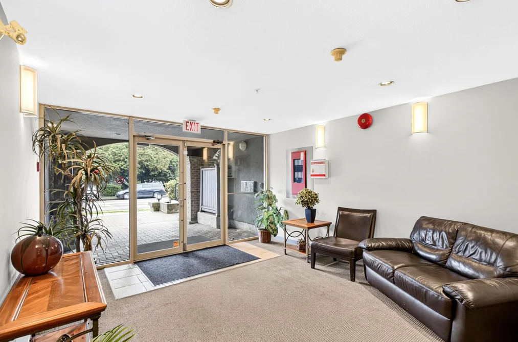 310 2360 WILSON AVENUE, Port Coquitlam, BC — Residential for Sale — Photo 6 of 39