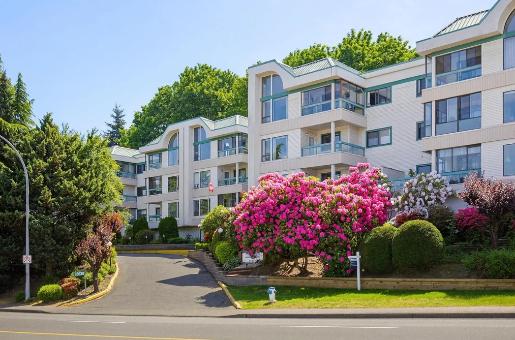 310 33030 GEORGE FERGUSON WAY, Abbotsford BC V2S 6Y2, Abbotsford BC — Residential for Sale - Photo 2