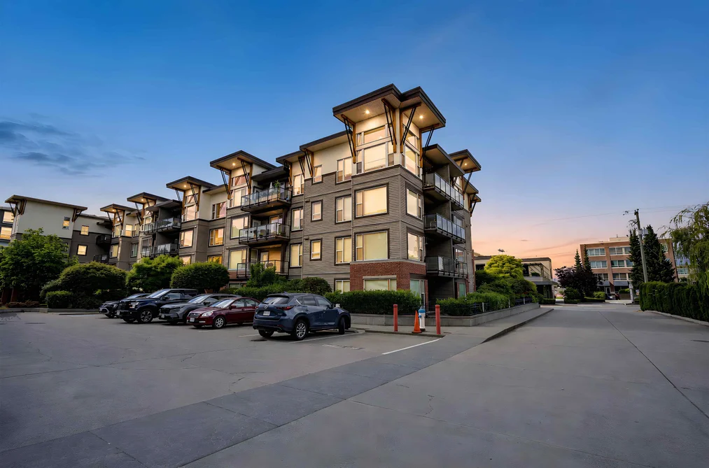310 33538 MARSHALL ROAD, Abbotsford BC V2S 0C7, Abbotsford BC — Residential for Sale - Photo 2