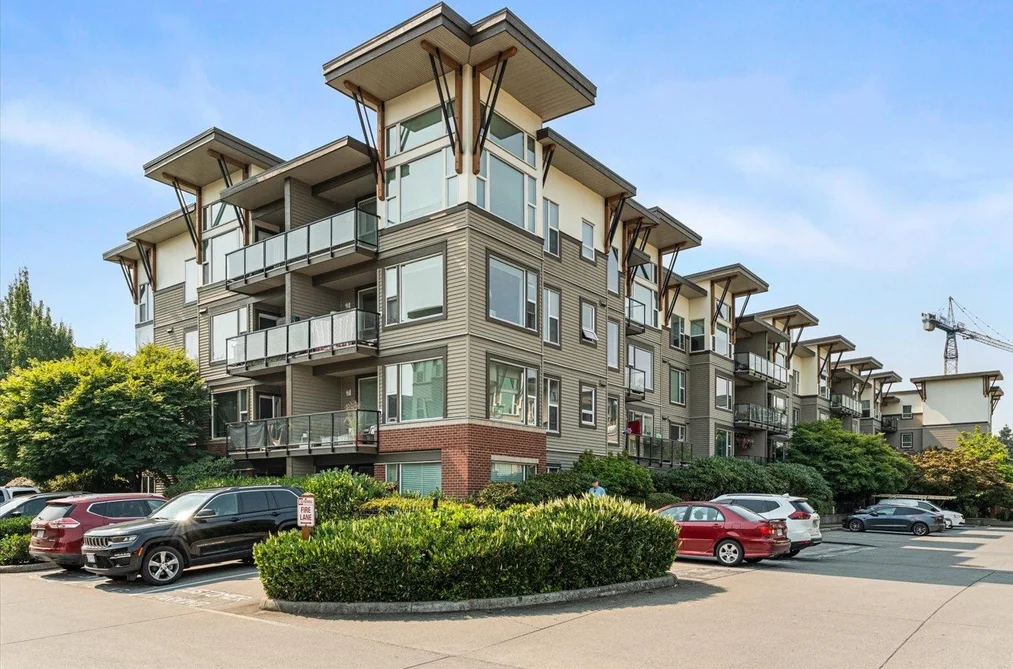 Condo for sale at 310 33539 Holland Avenue Abbotsford British Columbia - MLS: R3155829