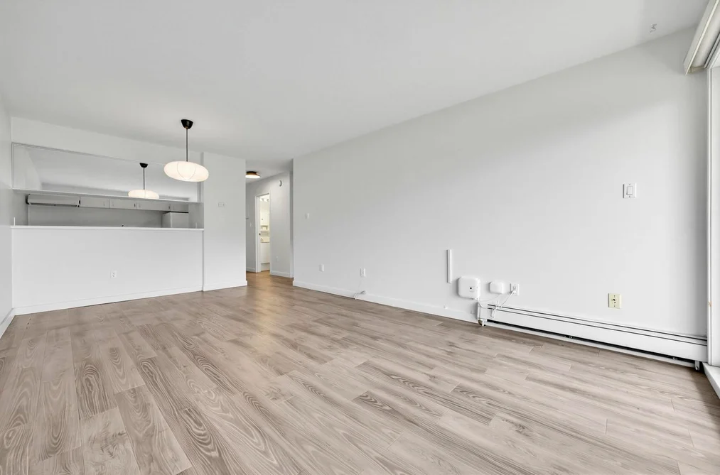 310 360 E 2ND STREET, North Vancouver BC V7L 4N6, North Vancouver BC — Residential for Sale - Photo 6