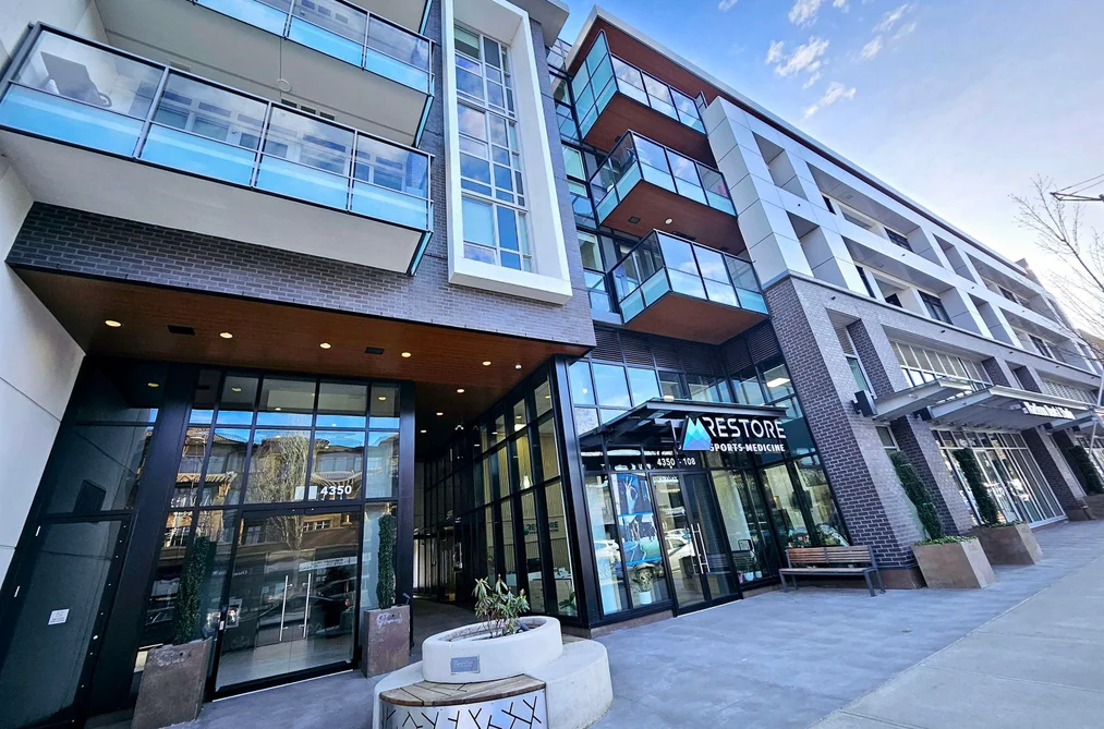 Condo for sale at 4352 Hastings Street Burnaby British Columbia - MLS: R3147836