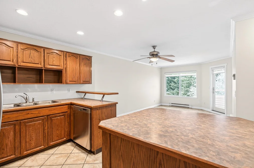 Condo for sale at 310 450 Bromley Street Coquitlam British Columbia - MLS: R3126602
