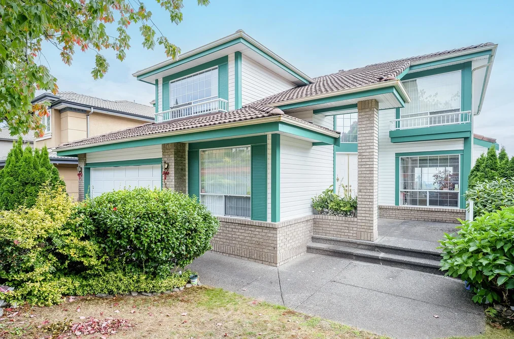 1683 Kingfisher Crescent, Coquitlam, BC - MLS: R3165204 - Photo 2 1683 Kingfisher Crescent, Coquitlam, BC - MLS: R3165204 - Photo 2