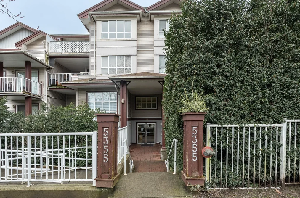 Condo for sale at 310 5355 Boundary Road Vancouver British Columbia - MLS: R3097401