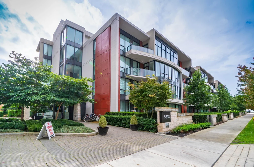Condo for sale at 310 5638 Birney Avenue Vancouver British Columbia - MLS: R3131876