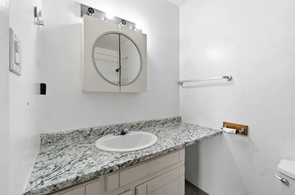 310 590 WHITING WAY, Coquitlam BC V3J 3R9, Coquitlam BC — Residential for Sale — Photo 13 of 20